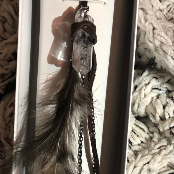 Nativis Boho Quartz Crystal Necklace - Picture 2 of 4